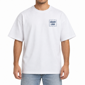 Camiseta Oversize 240 con logo en el pecho izquierdo